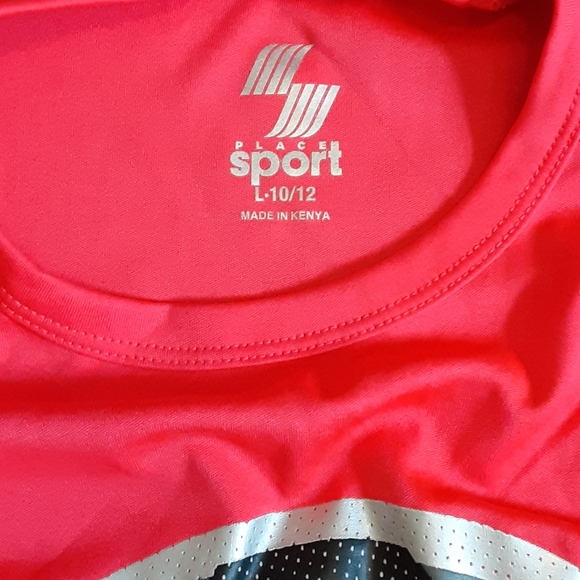 tshirt - Picture 3 of 3